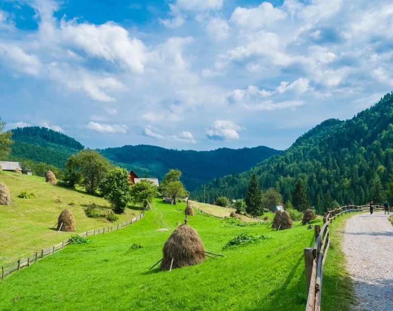 Munții Apuseni - Cele mai frumoase trasee și localități de vizitat