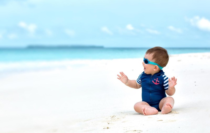 Gata de vacanță? Cum alegi cel mai bun costum de baie pentru copii