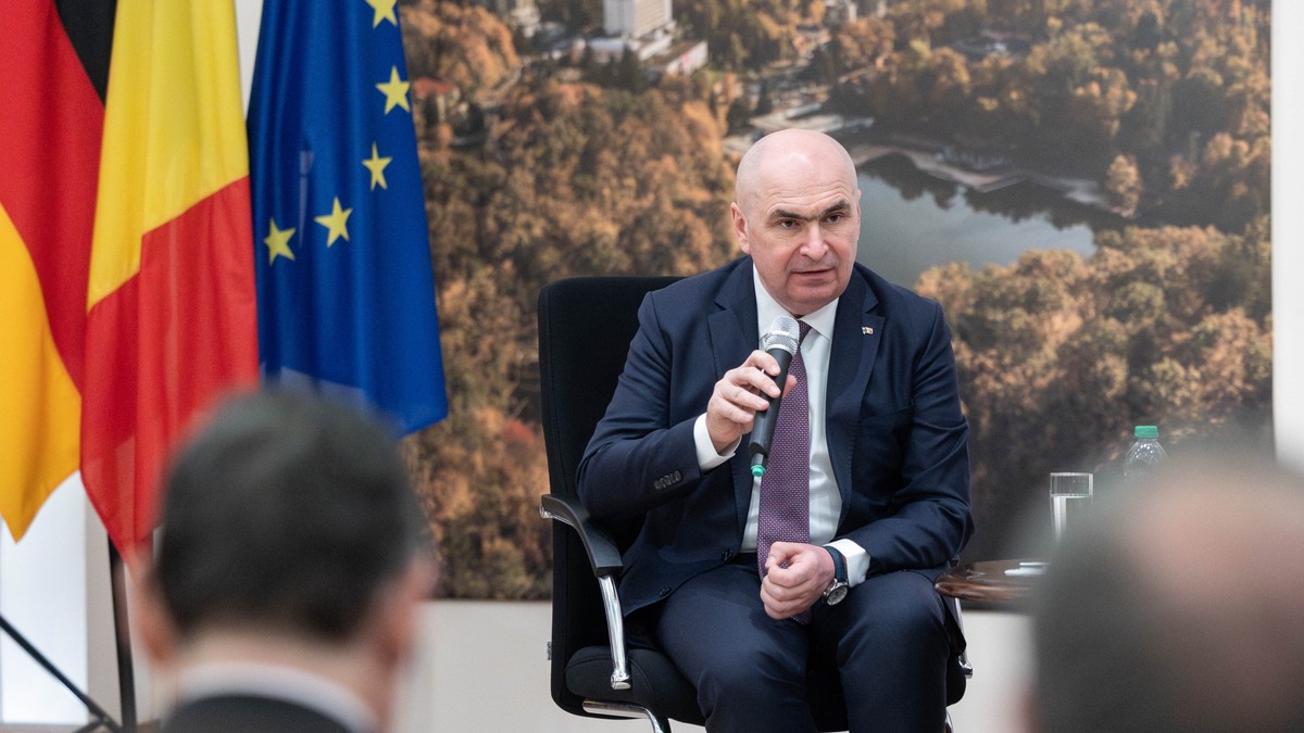 Ilie Bolojan a reușit să oprească angajările la stat și chiar să treacă la măsuri de redresare FOTO gov.ro