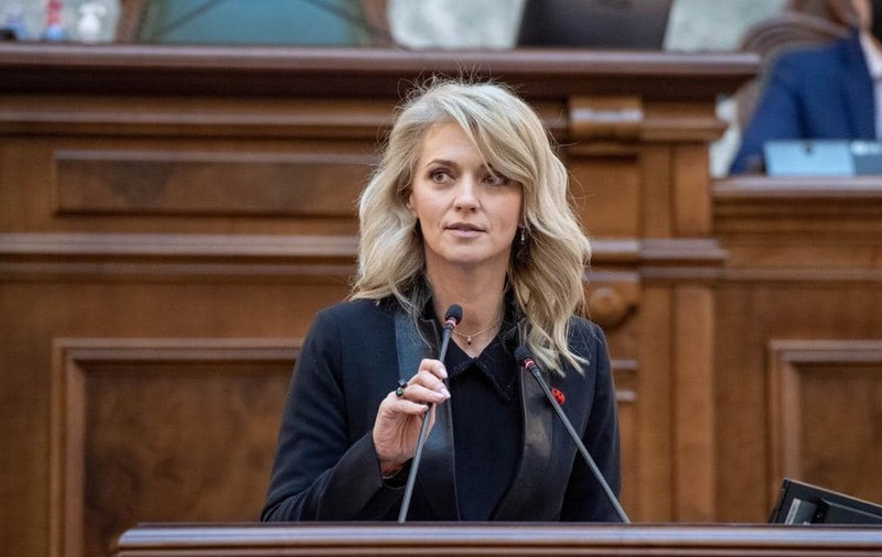 SURSE: Alina Gorghiu rămâne președinte la Senat până la rotația din mai 2023. Care sunt argumentele PNL