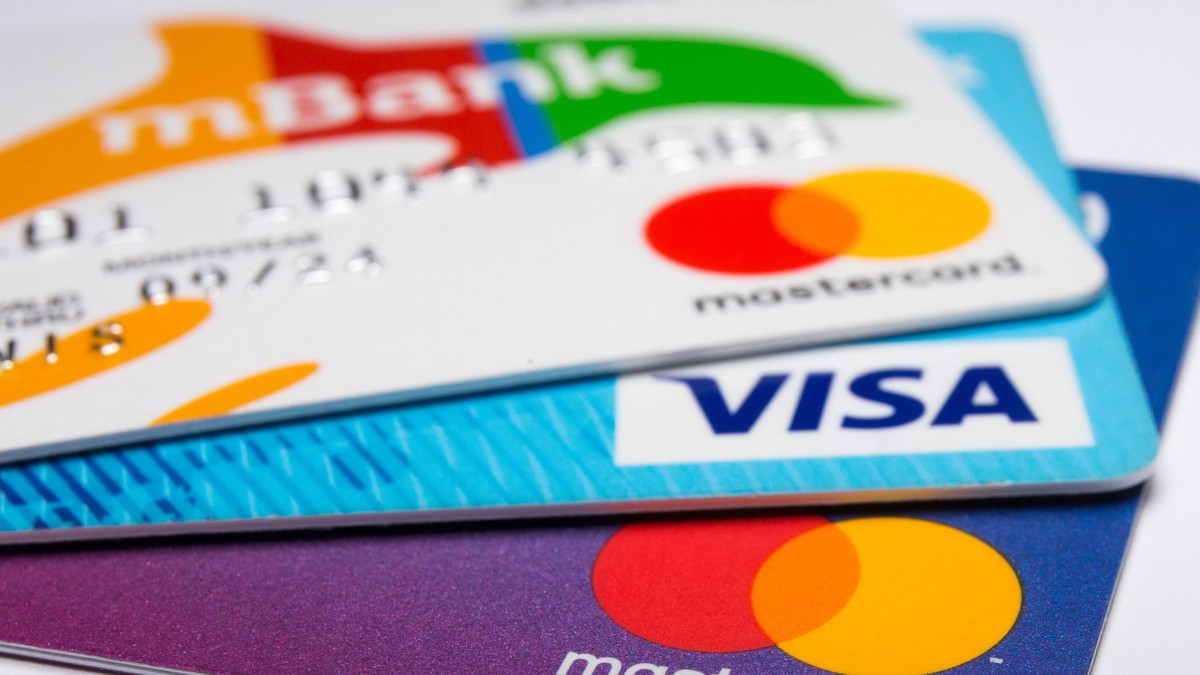 Visa și MasterCard sunt următoarele companii care ar putea ajunge la o valoare de o 1.000 de miliarde de dolari. Carduri Visa și MasterCard