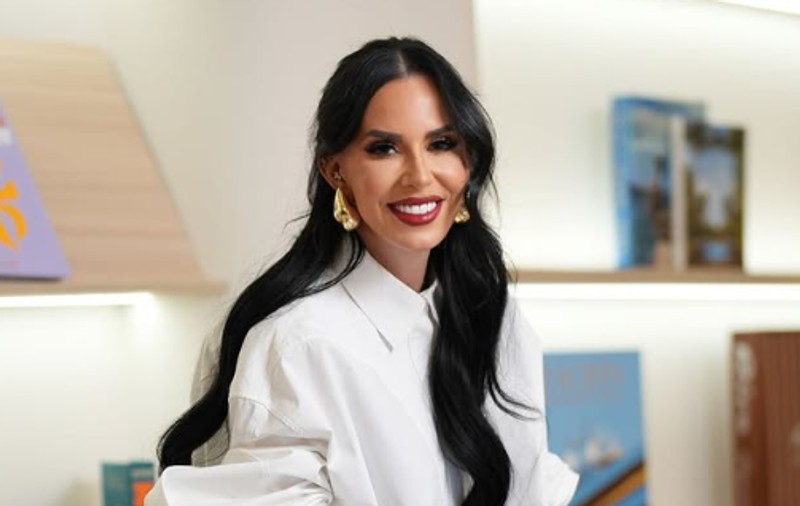 „Trădată” de Instagram. Fosta șefă de la Kiabi, acuzată că a fraudat grupul de modă cu 100 de milioane de euro, arestată la aterizarea în Corsica