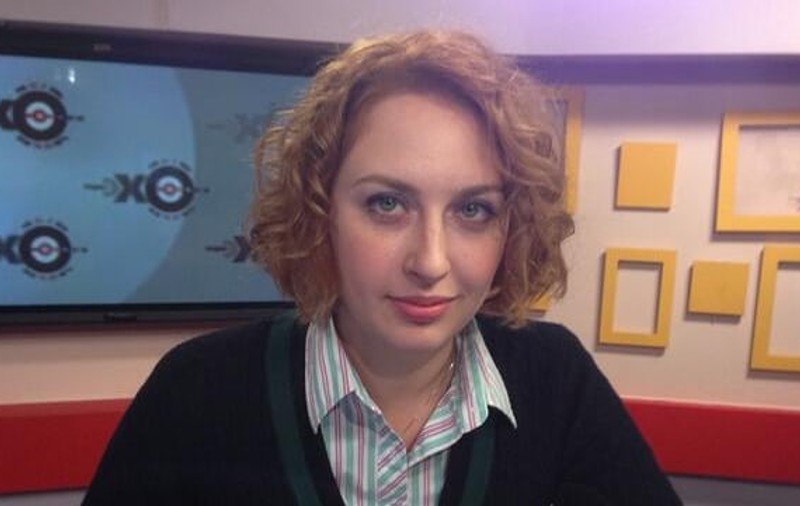O jurnalistă din Rusia a fost înjunghiată în studioul de radio unde lucra