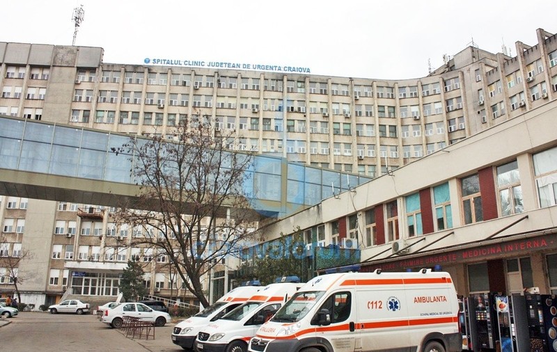 Femeia operată luna trecută la Craiova de fostul manager al Spitalului Județean a murit. Poliția anchetează un posibil caz de malpraxis