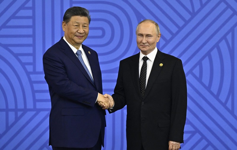 Rusia îl primește cu covorul roșu pe Xi Jinping la parada de Ziua Victoriei, înaintea unor discuții cruciale despre Ucraina