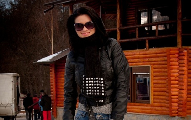 Ellie White, accident grav în această dimineaţă pe pârtia de schi din Vatra Dornei!