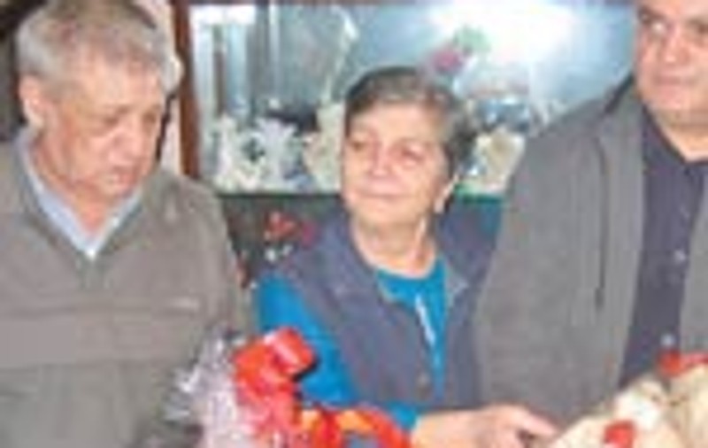 Mancare si bani pentru pensionari