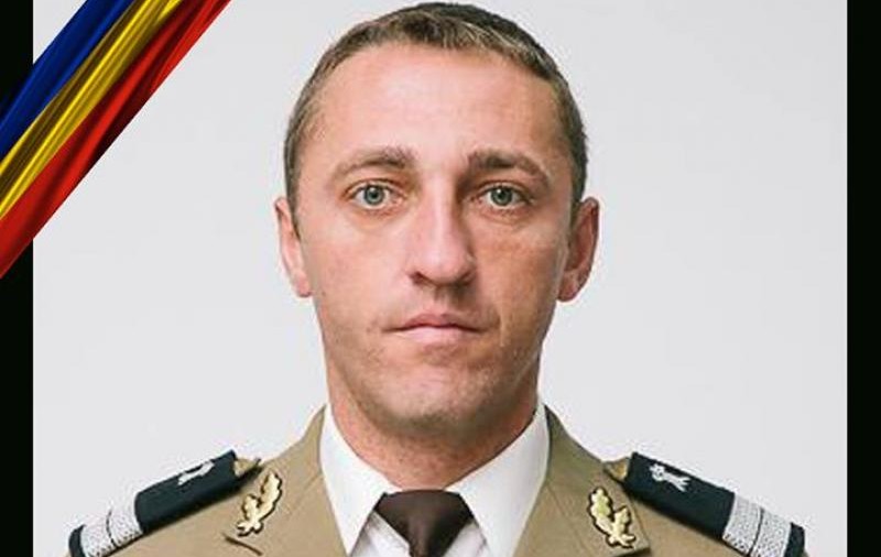VIDEO / Ceremonii dedicate memoriei plutonierului Alexandru Orosz, militarul electrocutat la Alba Iulia