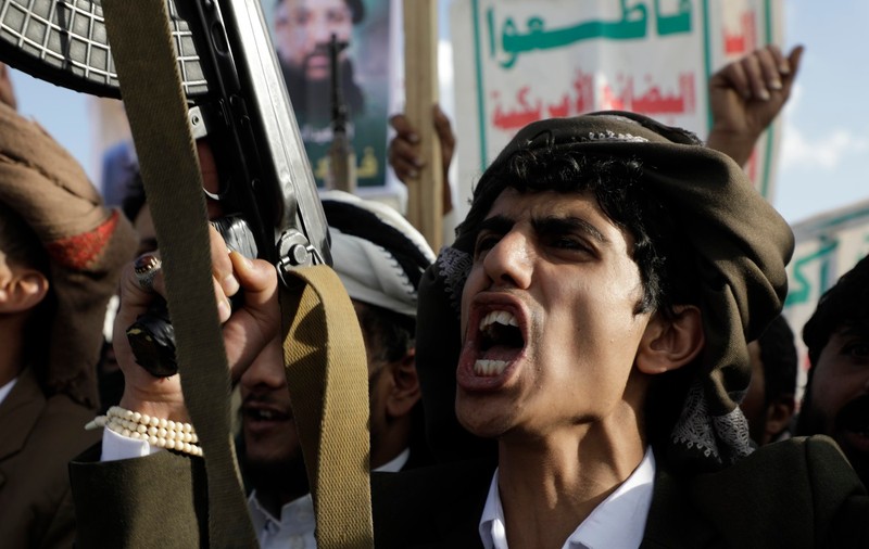 Israelul îi amenință pe rebelii din Yemen că riscă să aibă aceeaşi soartă „mizerabilă” ca Hamas şi Hezbollah