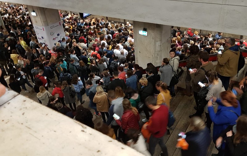Metrorex: "S-a stricat un macaz!". Operațiuni de schimbare a macazelor vechi au avut loc acum o lună și jumătate