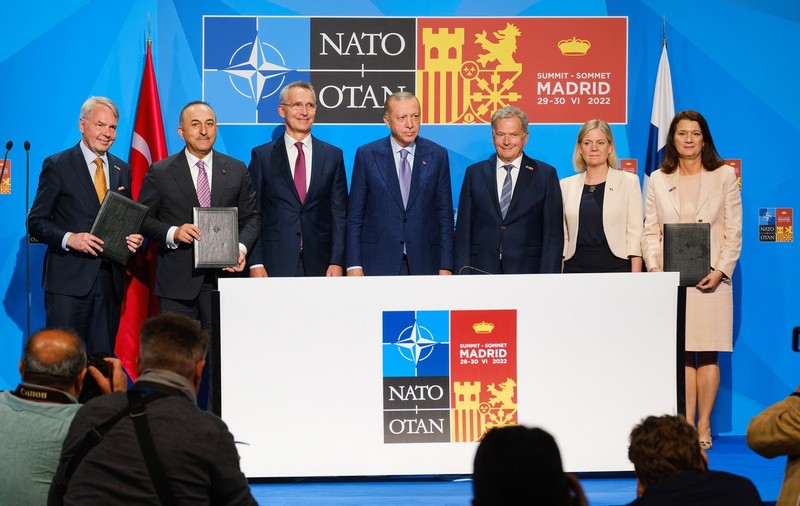 NATO invită în mod oficial Finlanda și Suedia să adere la Alianță. Rusia, definită drept „cea mai directă amenințare pentru aliați”