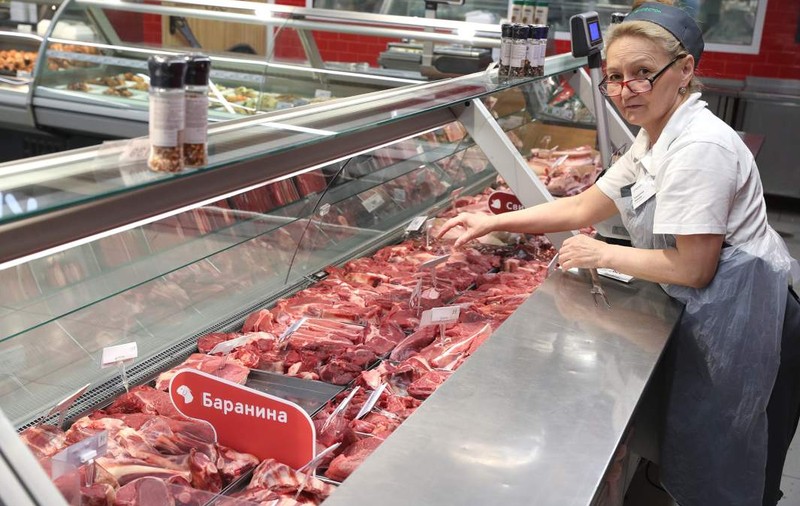 În Rusia se mănâncă de două ori mai multă carne decât în restul lumii, susține Putin: „În 2023 am stabilit un nou record”