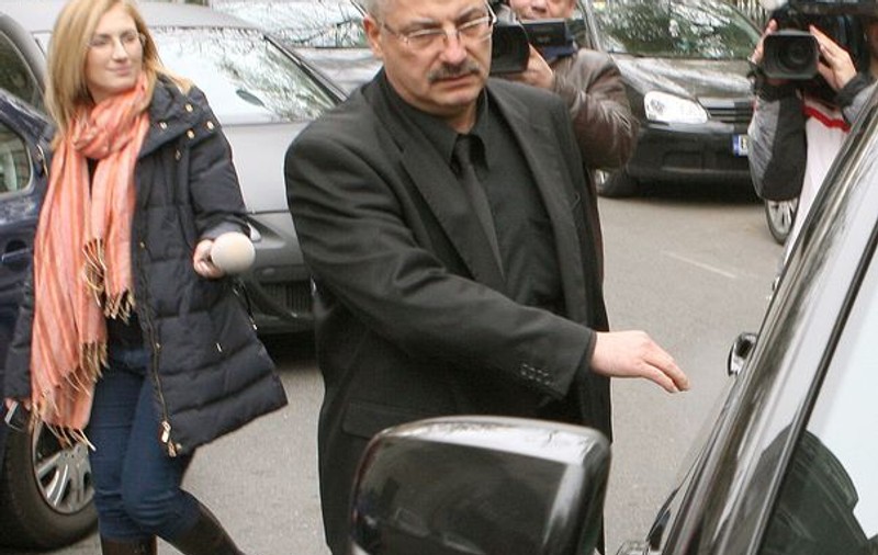 Exclusiv | Prigoană şi-a trimis şoferul să-i aducă acasă copiii. Adriana: "Încă nu vrea să vorbească cu mine"