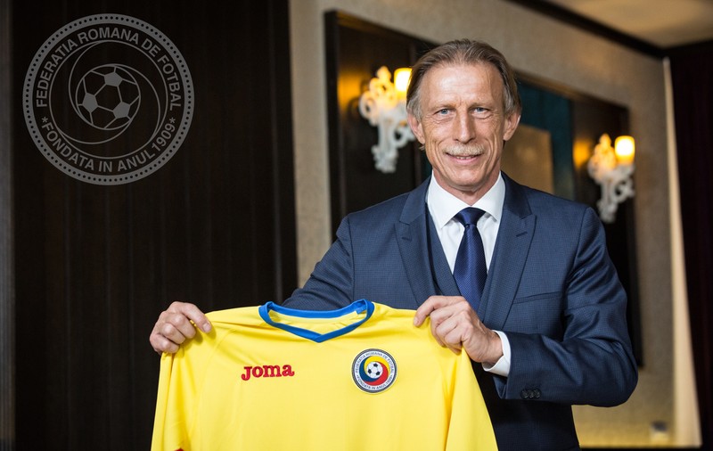 Christoph Daum vrea fotbalişti naturalizaţi la naţională: "Avem o listă cu 50 de jucători!"
