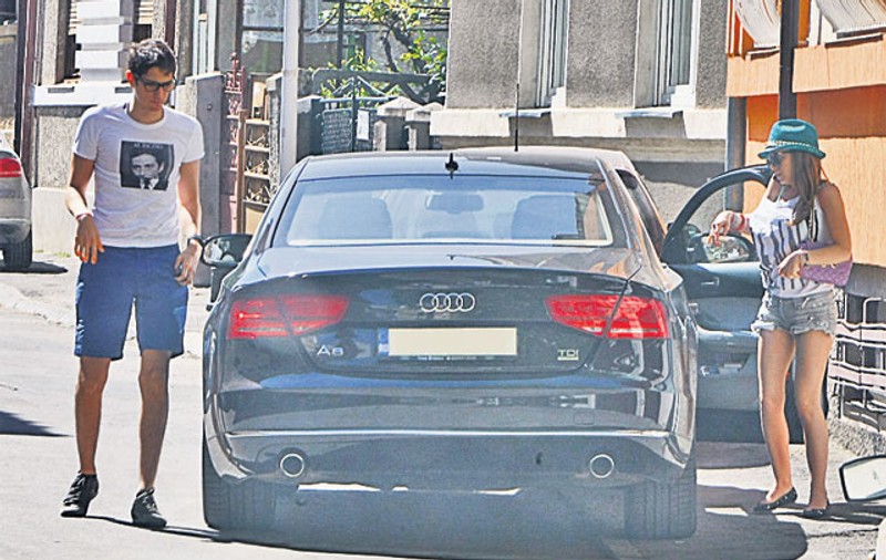 Matei, fiul lui Răzvan Lucescu, şi iubita lui, Ioana, au mers la doctor 