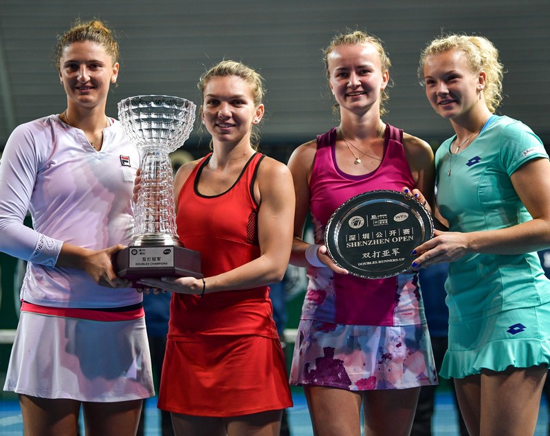 Irina Begu este coșmarul perechii Krejcikova - Siniakova. Le-a învins și cu Simona Halep în finala de la Shenzhen | GALERIE FOTO&VIDEO