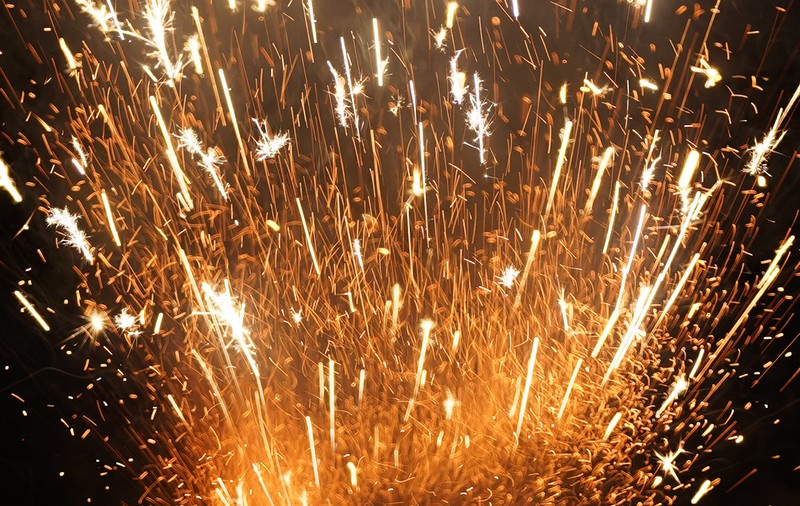 Amenzi uriașe pentru cei care aruncă petarde sau dau cu artificii de Revelion, în Austria. Comparația cu România