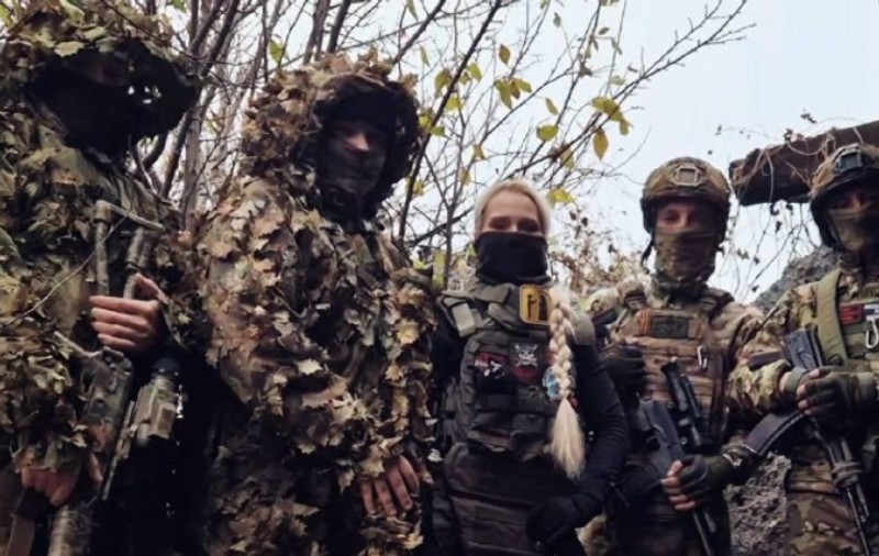 Lunetistele „Vrăjitoarele nopții” din detașamentul „Orcii ruși” cer donații de la ruși ca să cumpere echipament militar: „Continuă să-i îngrozească pe ucraineni”