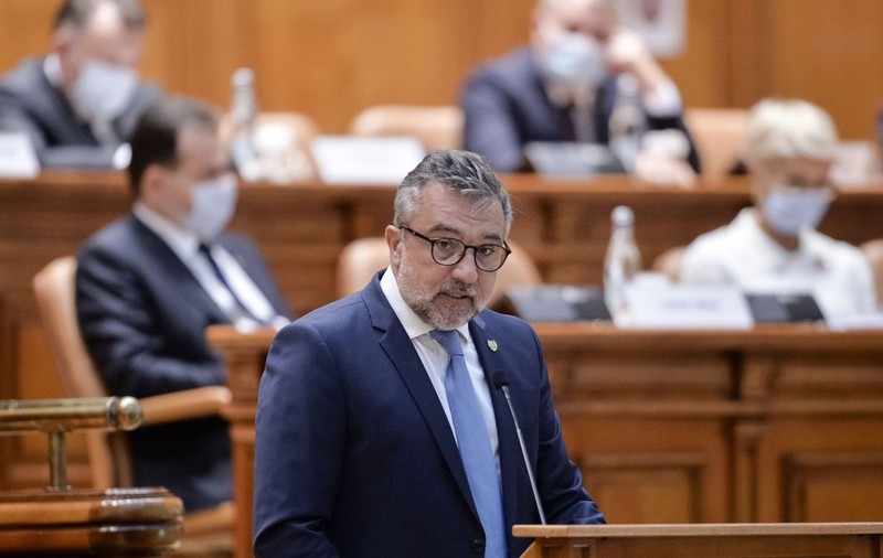 Romașcanu vorbește despre o posibilă repatriere a tabloului de Pollock cu semnătura lui Ceaușescu, descoperit în Bulgaria