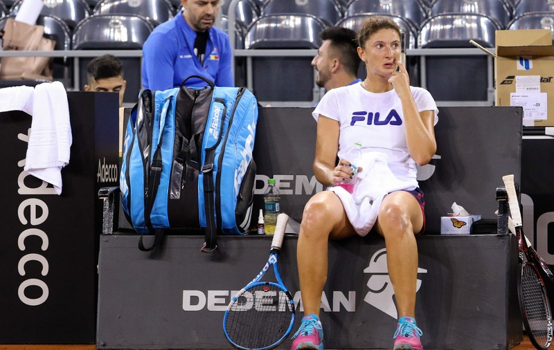 LIVETEXT Irina Begu - Timea Bacsinszky, în al doilea meci al confruntării România - Elveția din Fed Cup. Succes fără emoții
