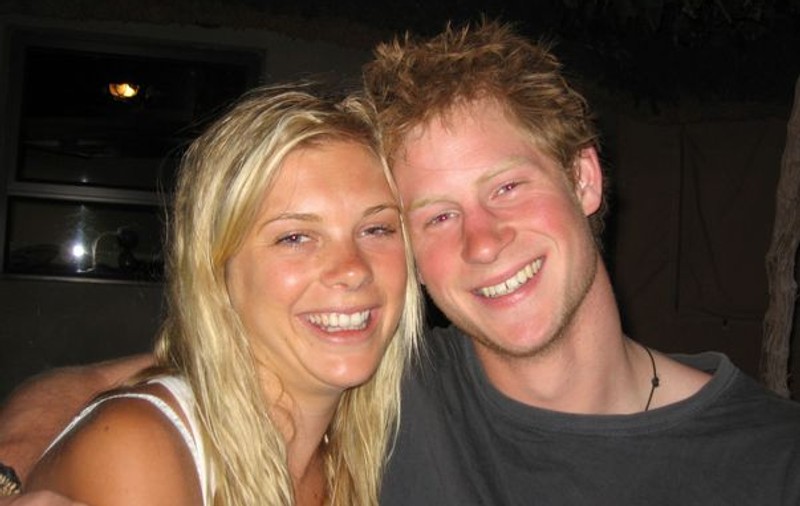Chelsy Davy parcă ar vrea să fie prințesă, parcă n-ar vrea! Se împacă cu prințul Harry?