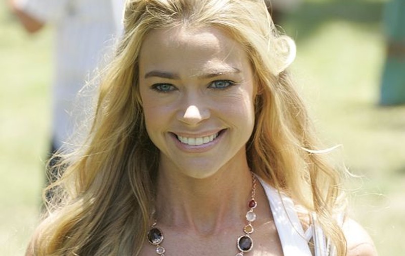 Denise Richards mai are încredere în căsătorie 