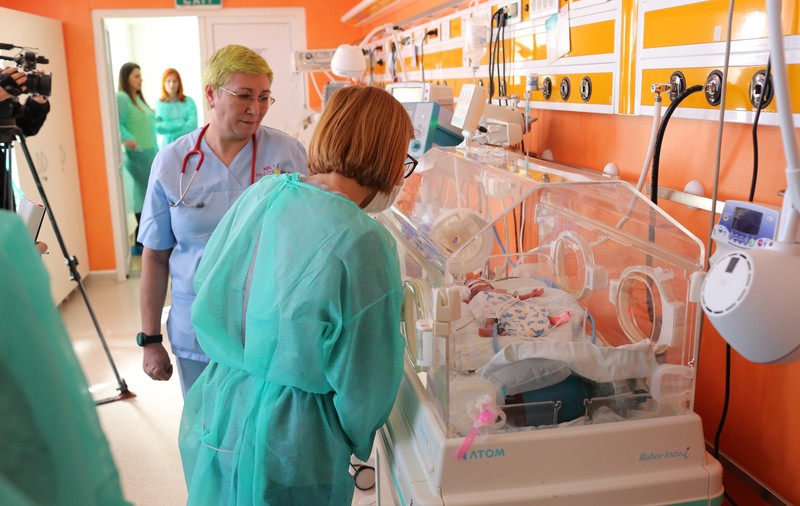 Peste 1.200 de mame au depus cereri la Primăria Capitalei, ca să primească bani pentru nou-născuţi