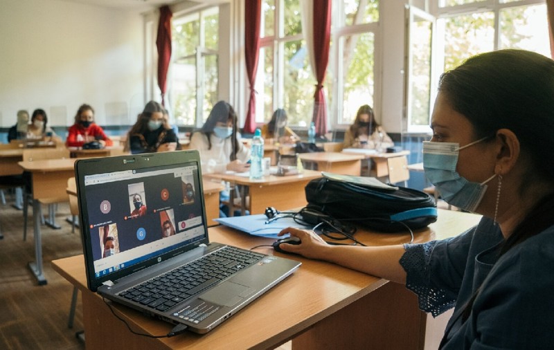 Ministerul Educației: Disciplinele ”Istorie” și ”Geografie” nu se desființează pentru elevii de liceu, așa cum s-a vehiculat în spațiul public