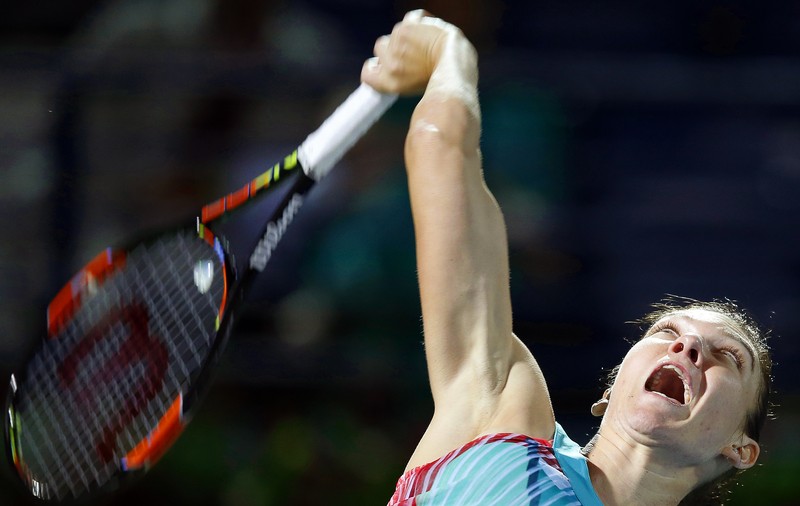Eliminată devreme la Dubai, Simona Halep, situată pe locul 3 în acest moment, ^ o ia la vale în clasamentul WTA! "Am jucat bine!"