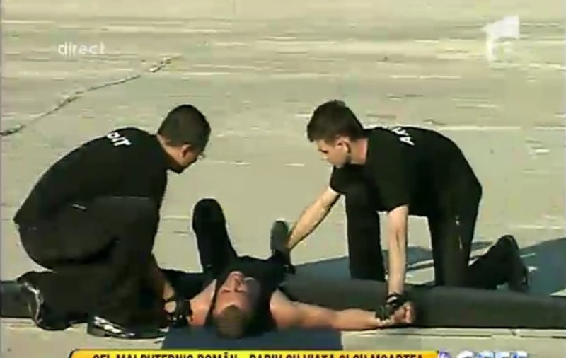 INCREDIBIL! Mihai Trăistariu a trecut cu maşina peste un om! 