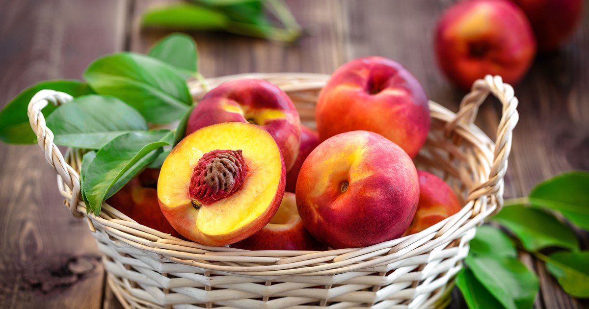Nectarine - beneficii si proprietati