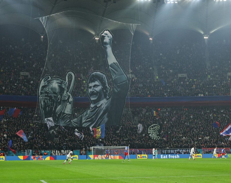 FCSB, eșec sub privirile lui Marcel Ciolacu, fan declarat al roș-albaștrilor, în Europa League. Pe cine poate înfrunta clubul lui Gigi Becali pentru accederea în optimi