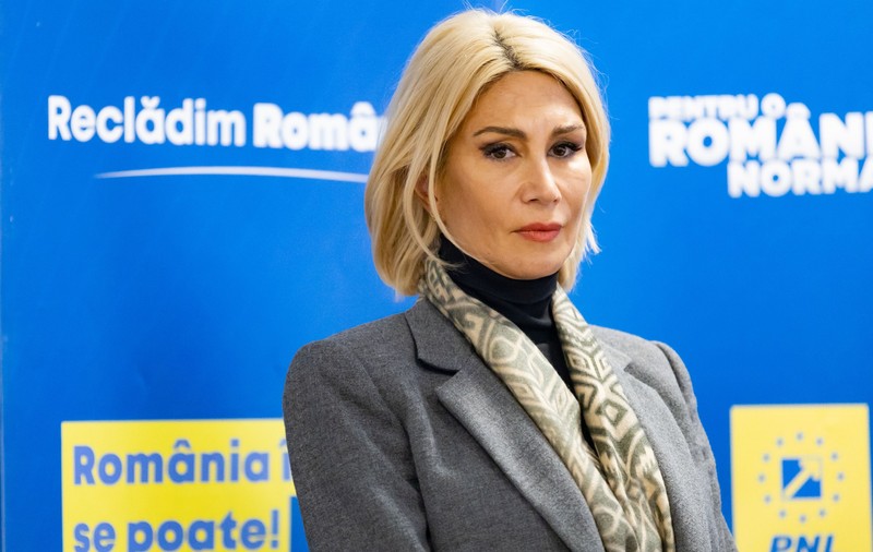Raluca Turcan, despre o rupere a coaliţiei cu PSD: „Guvernarea nu este concurs de frumuseţe, ci despre proiecte concrete și profesionalism”