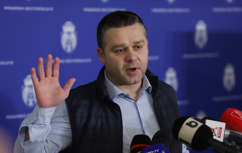 Ciprian Ciucu a demisionat din funcţia de preşedinte al PNL Bucureşti. Cine este favorit să îi ia locul