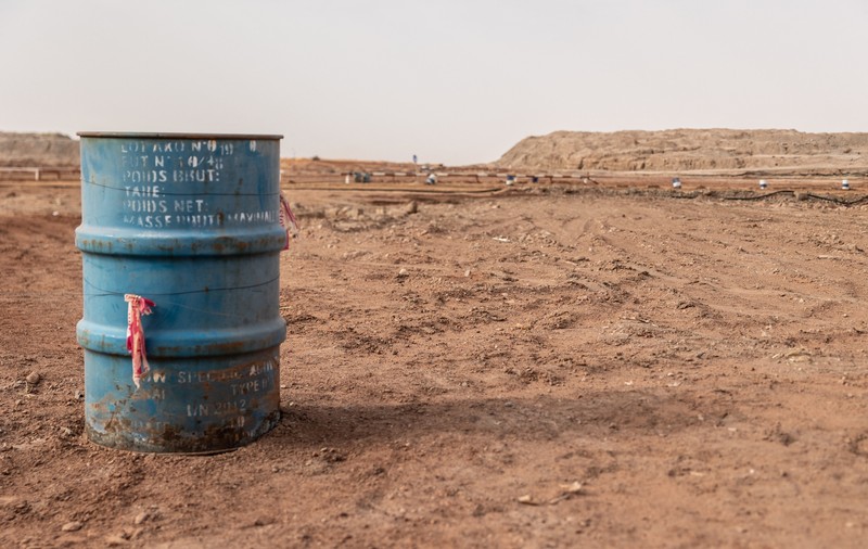 Un grup armat din Libia a găsit butoaiele de uraniu radioactiv, dispărute în sudul țării