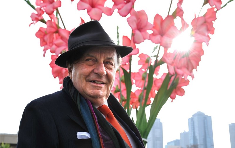 Actorul Barry Humphries, cunoscut pentru personajul Dame Edna, a murit la 89 de ani