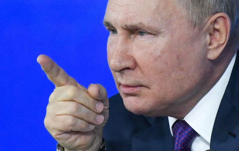 Putin vrea un nou pact Ribbentrop-Molotov. Dar nu găsește un Ribbentrop