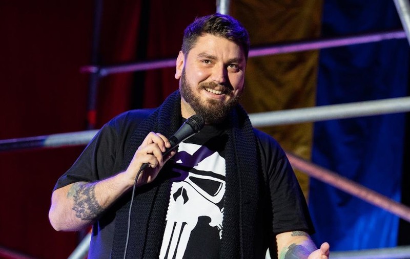 Actorul Cosmin Nedelcu - Micutzu, în top 10 cei mai vizionaţi podcasteri pe YouTube, în ultimele 30 de zile