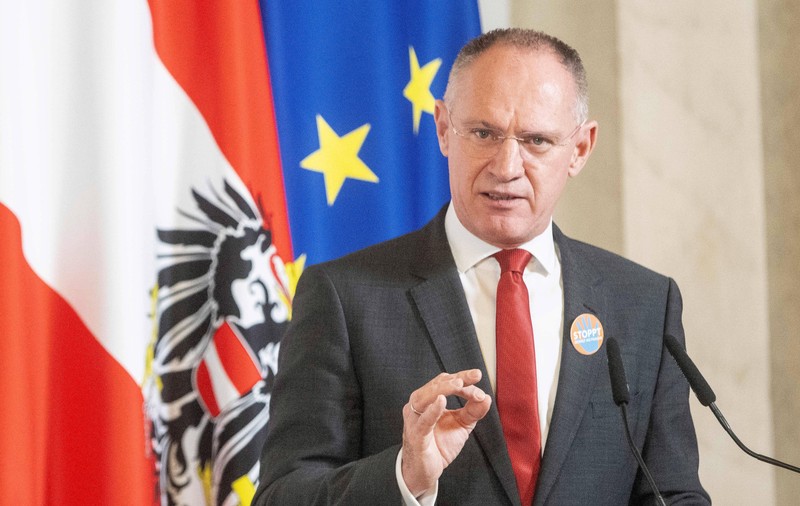 Austria acceptă ridicarea granițelor aeriene pentru România, cu câteva condiții. Ciolacu: „Am spart gheața! România merită în Schengen”