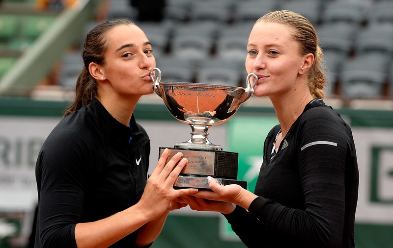 Franțuzoaicele Garcia și Mladenovic, victorioase la dublu la Roland Garros