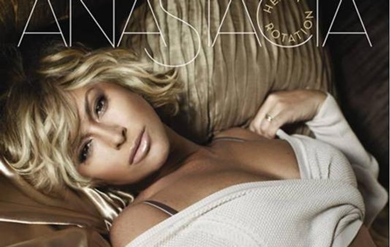 Anastacia vine în România!