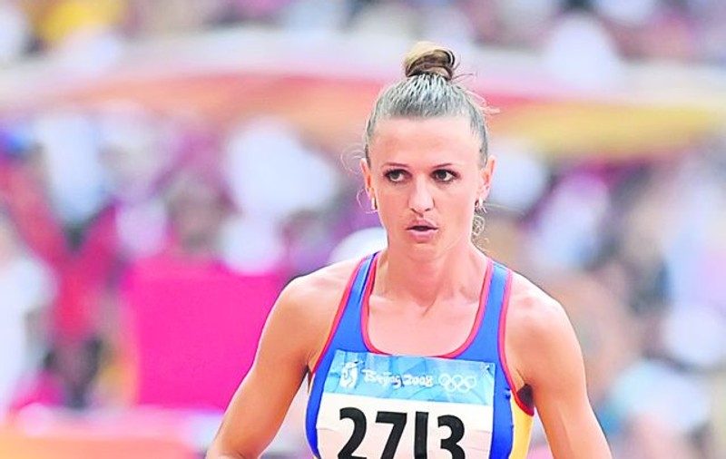 Fosta mare atletă Ionela Târlea, în prezent angajata Comitetului Olimpic şi Sportiv Român, a dat-o pe cele sfinte