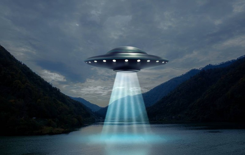 Cometa activă 3I/ATLAS ar putea fi o sondă extraterestră: oamenii de știință de la Harvard vorbesc despre posibilitatea de a fi „vizitați” în noiembrie