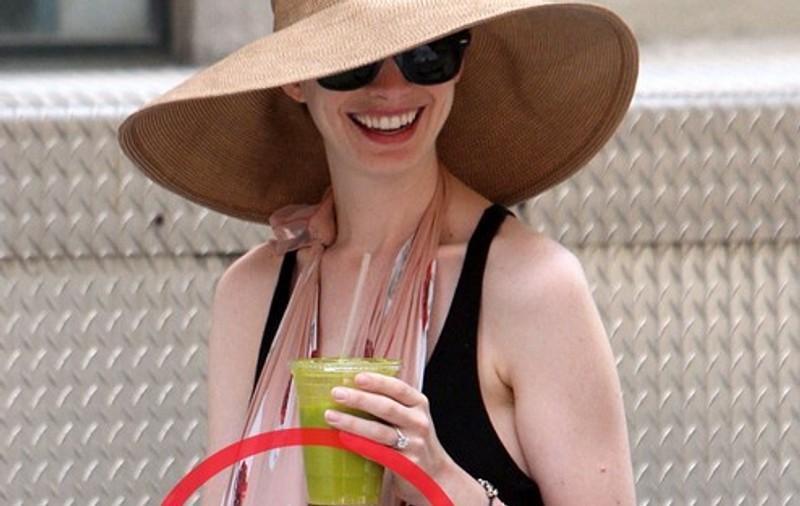 Imaginile cu care Anne Hathaway şi-a speriat fanii | FOTO