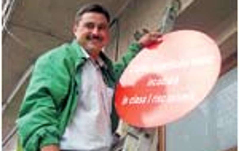 Au 'inrosit' cladirile periculoase 