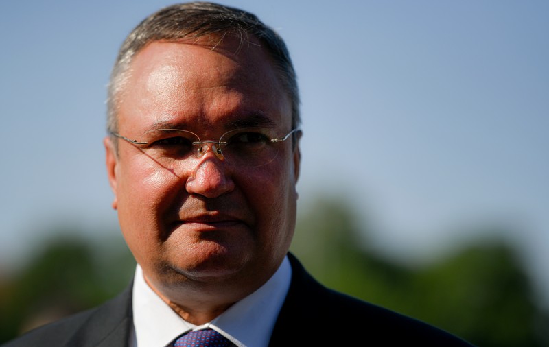 Cel mai bine cotată universitate din România cere analizarea „în regim de urgenţă” a tezei de doctorat a premierului Nicolae Ciucă