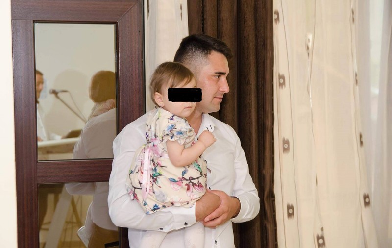 REPORTAJ: Durere fără margini în familia polițistului Cătălin Motoașcă, mort la 35 de ani. Fiica sa de 3 ani întreabă necontenit când vine tati acasă