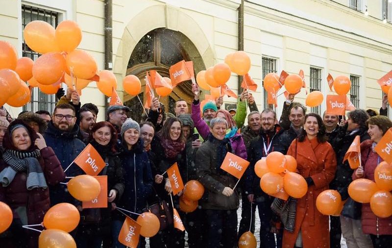 PLUS a impus explicit interdicția cooptării în partid a traseiștilor