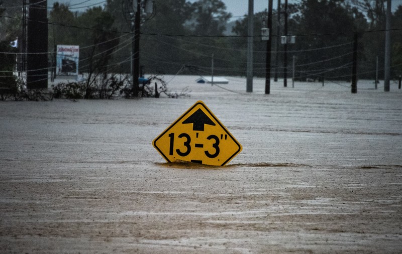 FOTO | Uraganul Harvey crește din nou în intensitate și ar putea lovi a doua oară Houston. Nouă persoane și-au pierdut viața