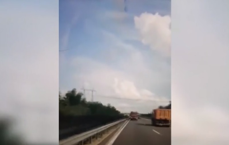 VIDEO / Șoferul microbuzului implicat în accidentul din Ungaria ar fi făcut LIVE pe Facebook în momentul tragediei